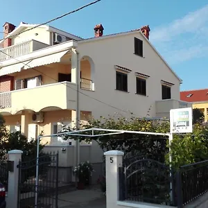 Branko Apartament Zadar